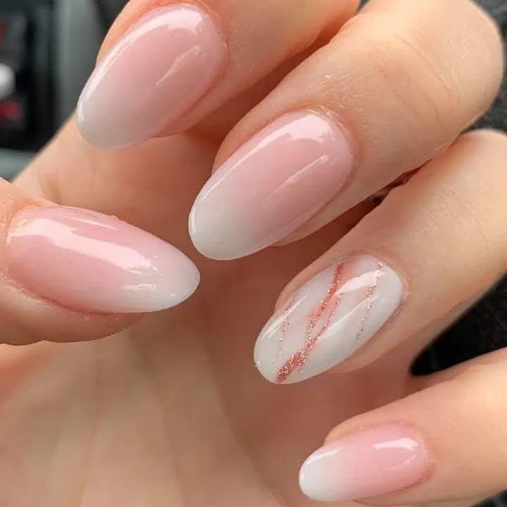 inspiração unhas almond delicadas para casamento