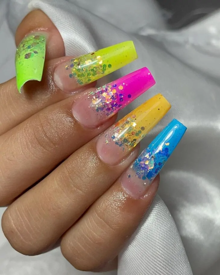 quanto custa fazer unhas de carnaval em salão