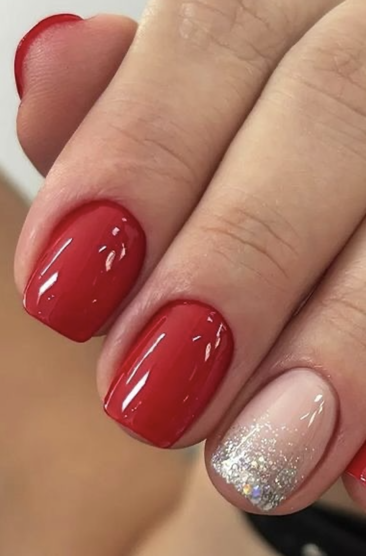 erros comuns ao fazer unhas de gel vermelhas em casa