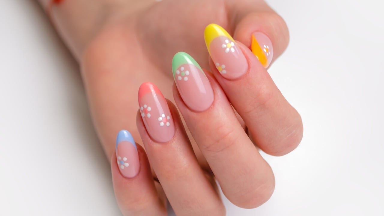 unhas decoradas flores secas encapsuladas passo a passo
