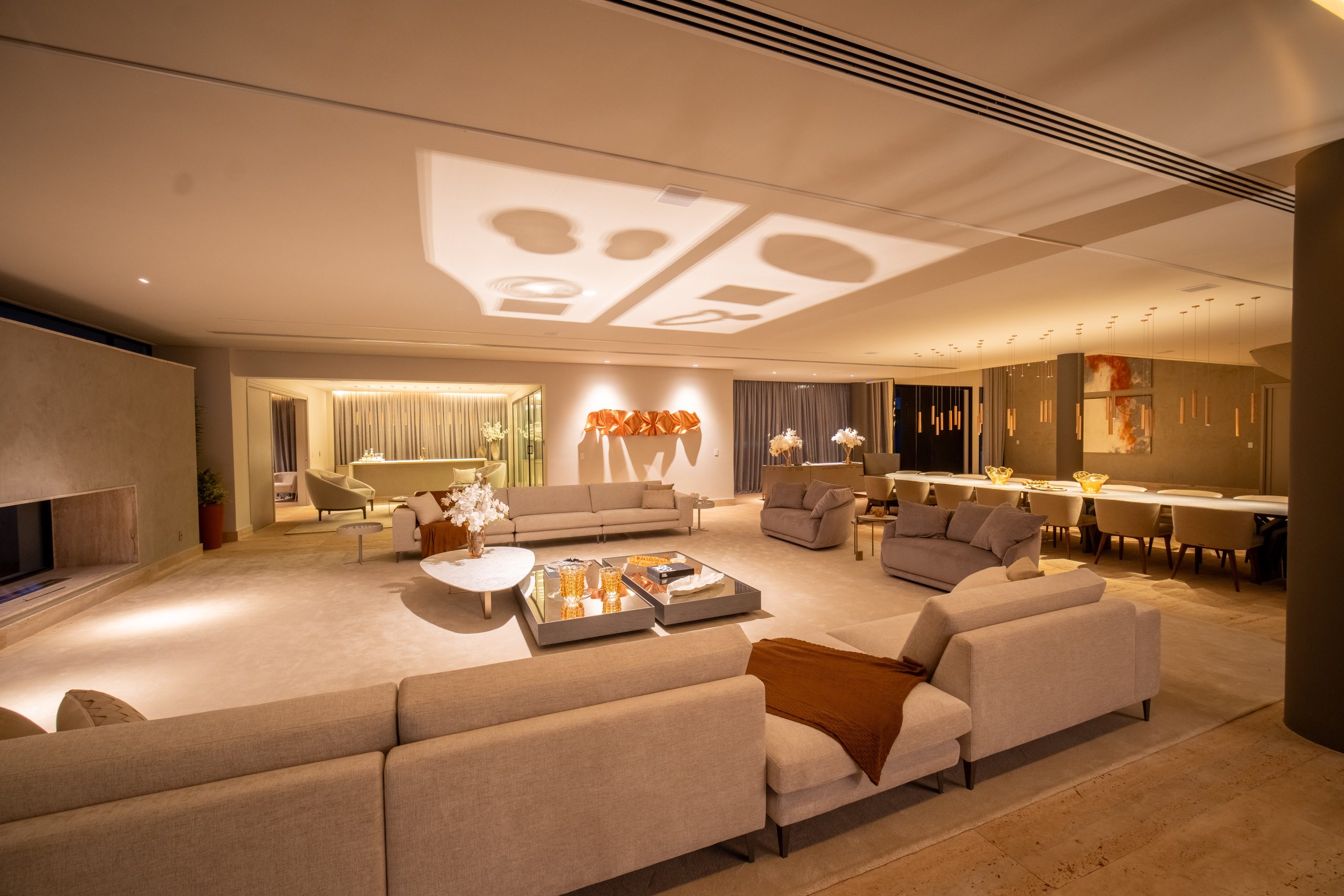 Ana Sawaia: Leveza e Despojamento no Urbanismo e Interiores